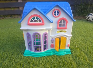 dolls house
