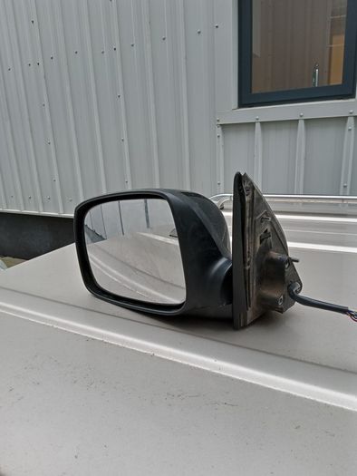 isuzu dmax lh mirror (08-2012)