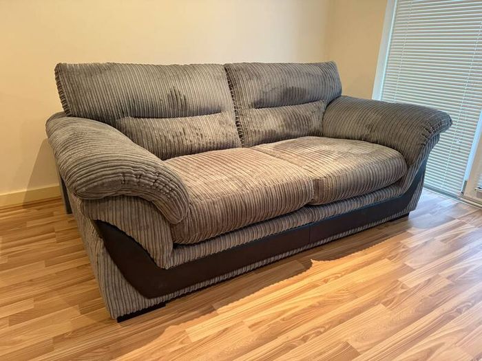 2.5 seater sofa