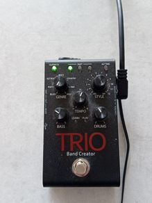 Digitech Trio Band Creator with footswitch and power supply