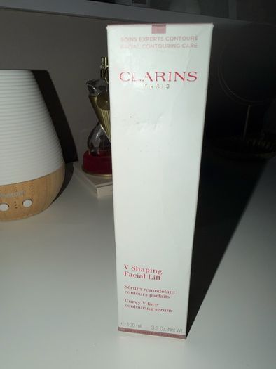 clarins