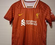 Liverpool Jersey and Shorts Set. Liverpool FC Home Kit.Age 9 to 11 Yesrs. Collect In Dublin Or Receive Via Post.