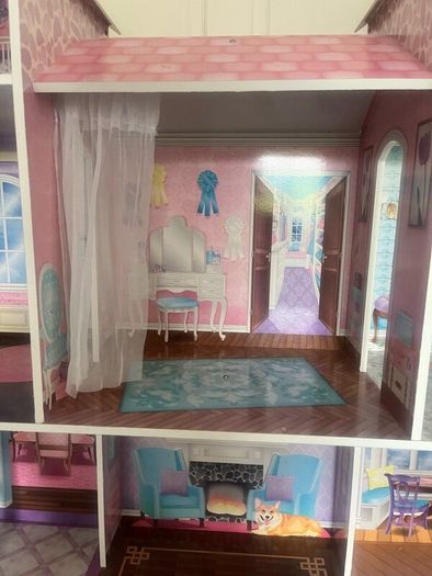 Dolls House