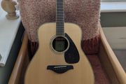Yamaha FG830