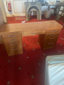 bedroom desk