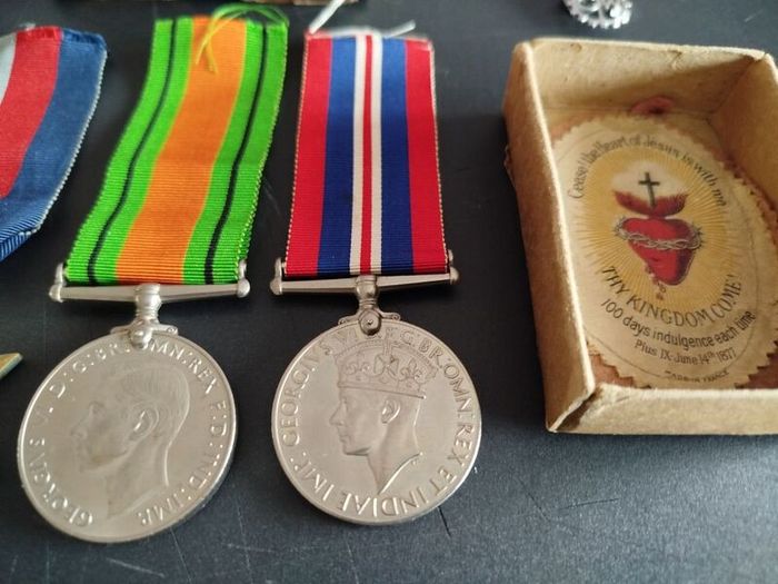 WWII Royal Navy 5 Medal Group, Named Original Medal Box - Original WWII Royal Navy medal