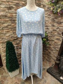 Blue floral midi dress size 18 Postage included