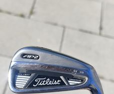 Titleist AP2 forged 4 iron