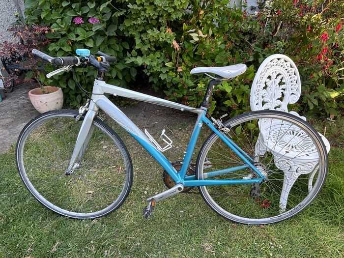 Womens Bike Giant Dash 4 2011