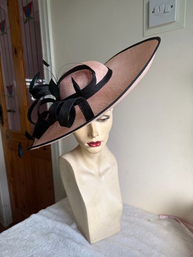 fascinator