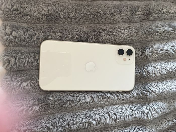 iPhone 11
