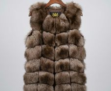 Natural fox fur vest