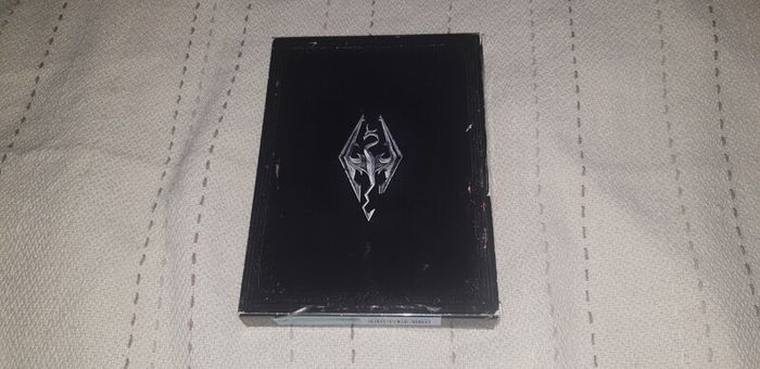 Skyrim Legendary Edition Top XBox 360 Game for sale  here