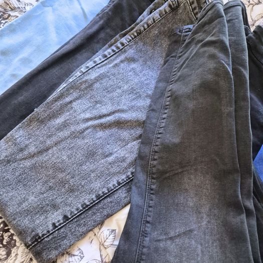 Bundle of 6 High-Rise Skinny Jeans