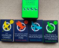 Hunger Games Books series x 4