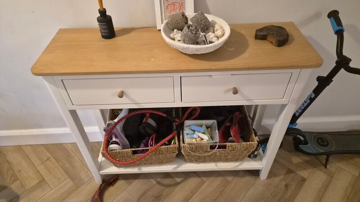 console table