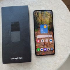 Samsung Z Flip 5