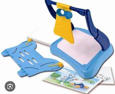 Supergraph drawing station