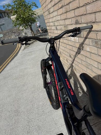 Trek slash 9.8 XT Gen 5
