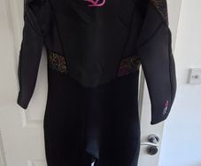 UK 14 Gul Contour Women's Wetsuit 3:2mm (Excellent Condition)
