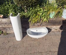 handbasin and pedestal