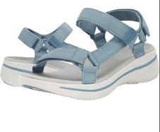 hiking sandals