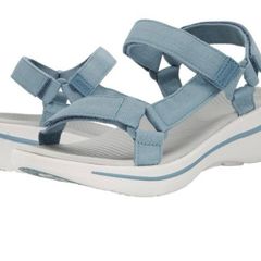 hiking sandals