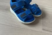 Boys/Girls ECCO sandals UK 7.5-8; EU 25