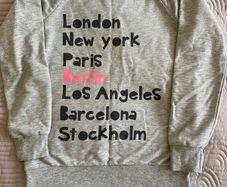 YD - Girls sweater - Age 9-10 years