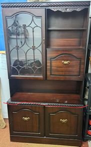 Vitrine / Cabinet / Display Unit