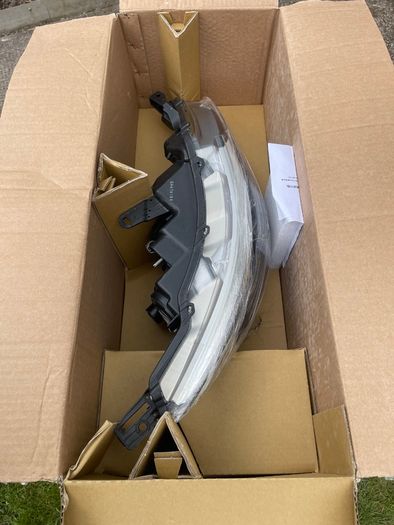 Nissan qashqai headlights BRAND NEW