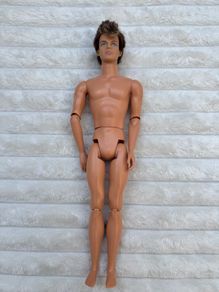 Barbie Ken Fashionistas Sporty Doll 100 Poses Articulated HIS body, arm and legs are too loose please see photos
