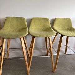 3 bar stools - seat height 60cm