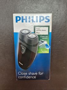 Philips Men's Electric Travel Shaver