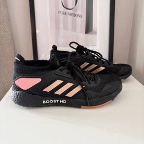 Adidas Pulseboost HD Runners UK 7 VGC