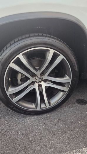 2016 VW Tiguan R-Line 1.4 TSI Auto | Only 54K KM