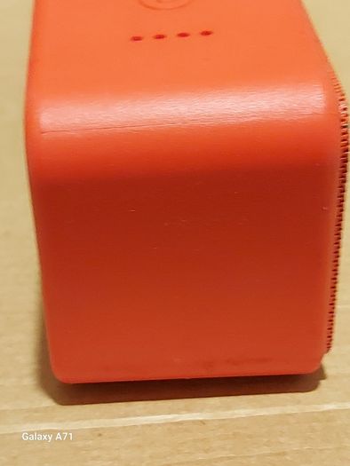 Blix 10 Bluetooth Speaker in perfect working order, Red