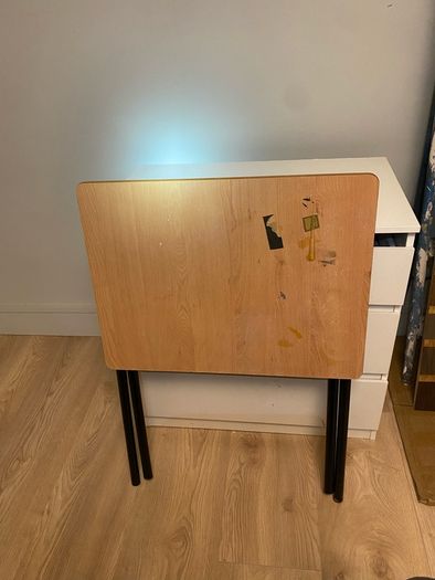 Free Drawers +Foldable table