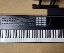 MIDI keyboard - Arturia Keylab 88 Hammer Action