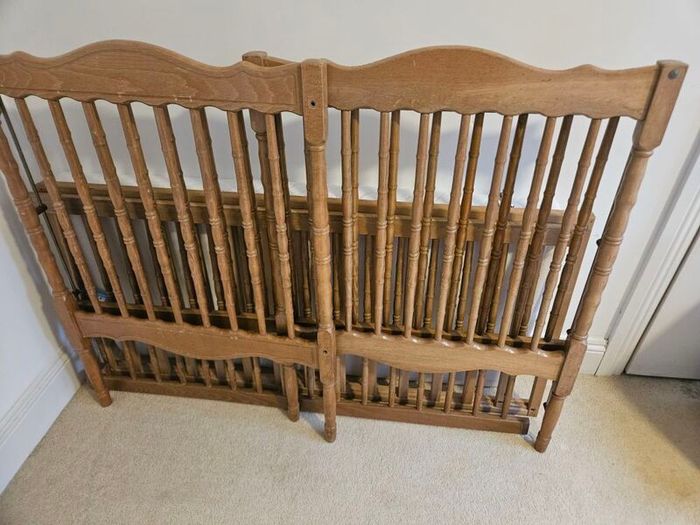 Baby cot
