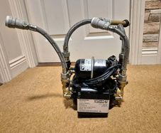 Bar Twin Shower Pump