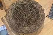 Wicker bowl