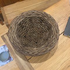 Wicker bowl