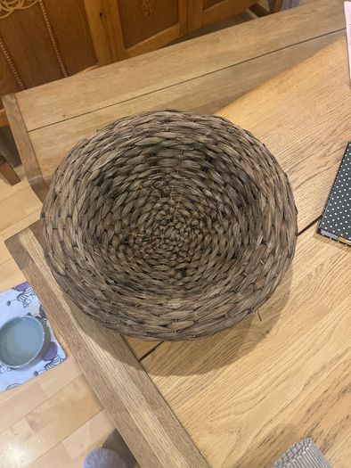 Wicker bowl