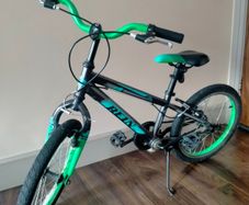 bike (suitable for about 5-7 yrs old)
