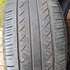 265/65/17 jeep tyre 112Y tyres from Toyota hilux. Suits Ranger, Amarok