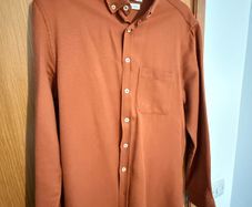 slim fit shirt