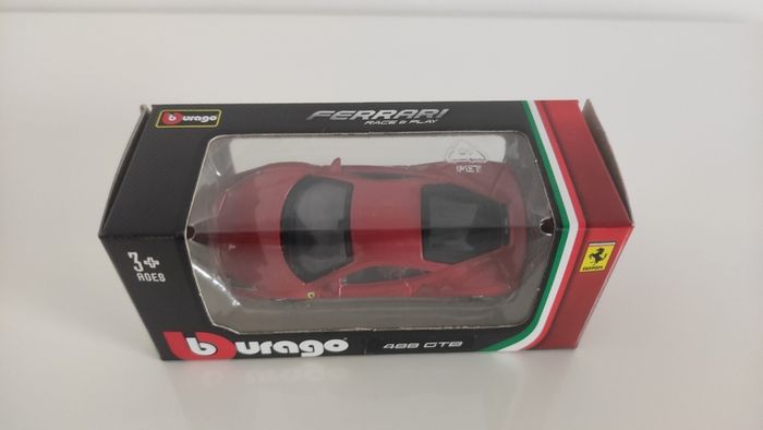 Burago Ferrari 488 GTB, used, mint.