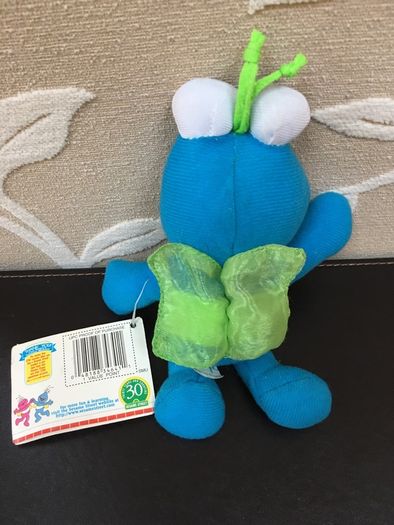 1997 Sesame Street , Beans Twiddle Bug, Collectible.