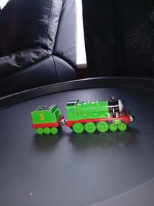 2002 Thomas Friends Diecast HENRY Train Engine